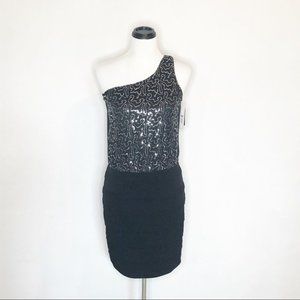 Byer California Sequined One Shoulder Party Dress